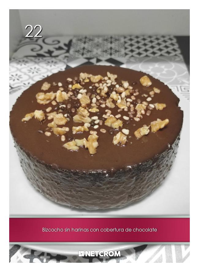 Bizcocho sin harinas con cobertura de chocolate Bizcocho sin harinas con cobertura de chocolate